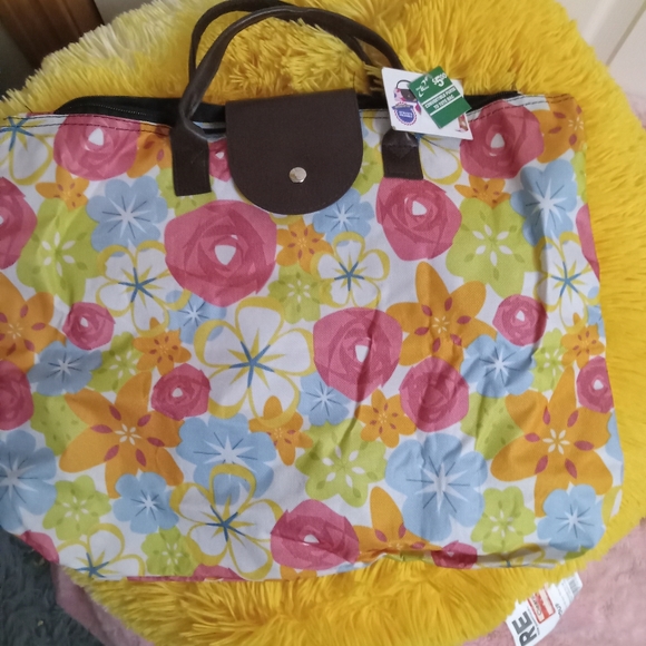 this & that Handbags - Foldable bag